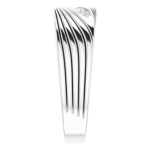 Grooved Accented Ring