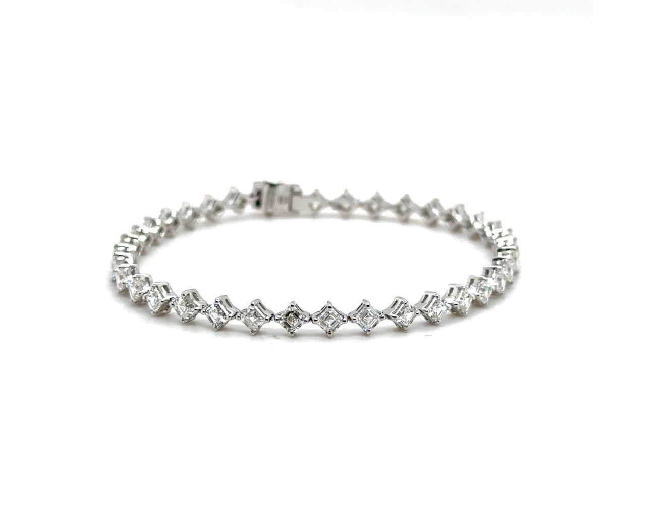 Natural Diamond Tennis Bracelet In 18k White Gold (5.22ct)